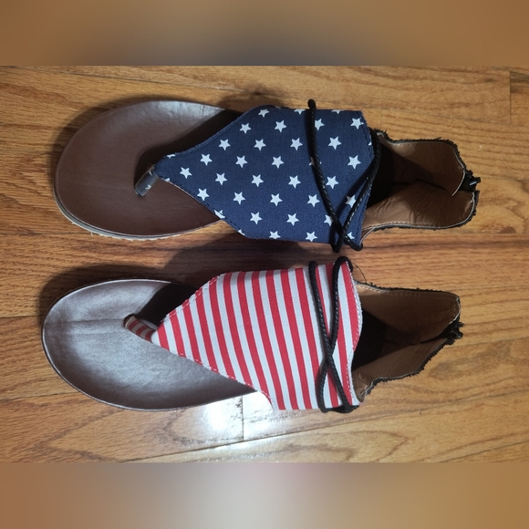American Flag flat canvas sandals, size 42 women's 10, red/white/blue/black - Picture 10 of 10